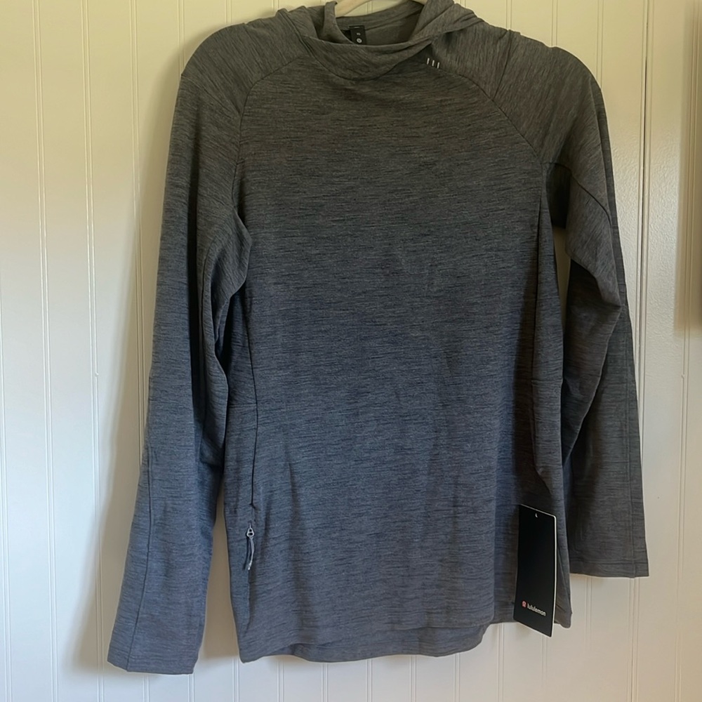 Lululemon men’s surge warm hoodie size XS